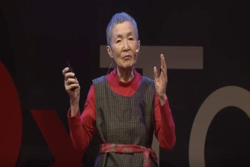 Bà cụ 81 tuổi người Nhật viết ứng dụng trò chơi trên iPhone